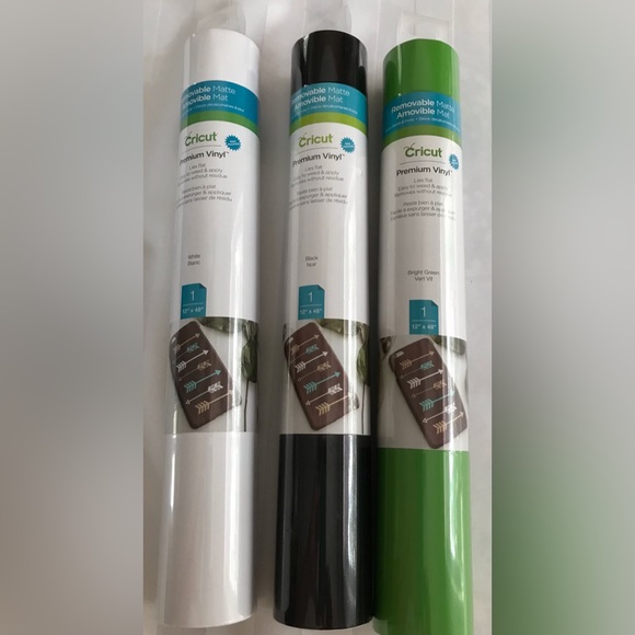 Cricut Premium Vinyl - Removable Matte - Picture 1 of 3